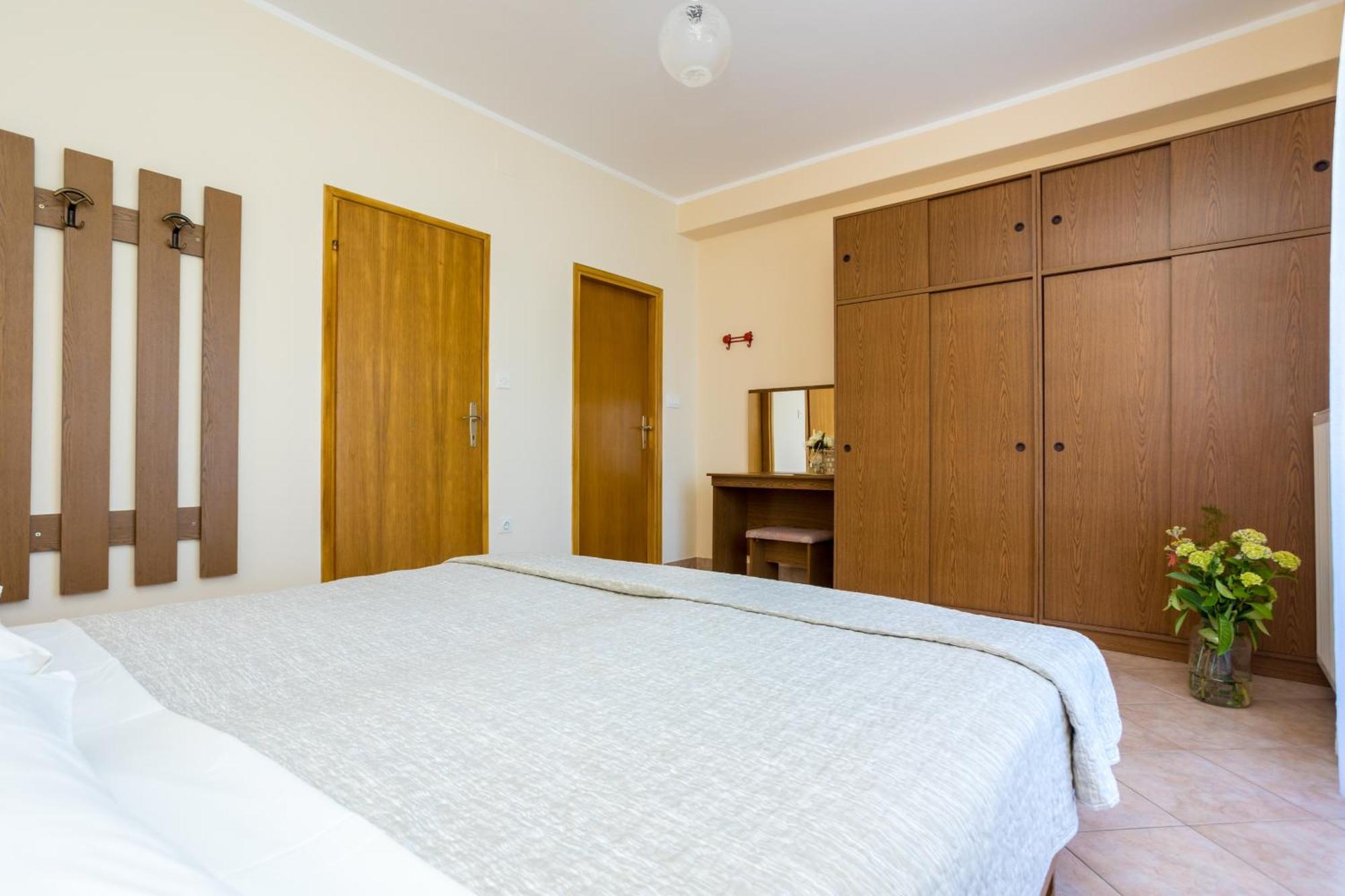 Apartments And Rooms Kod Keti マリンスカ エクステリア 写真